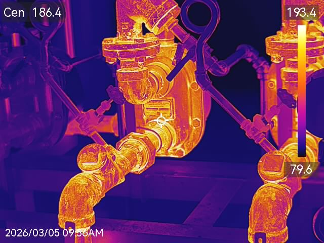Thermal image of steam trap assembly at 186 °F