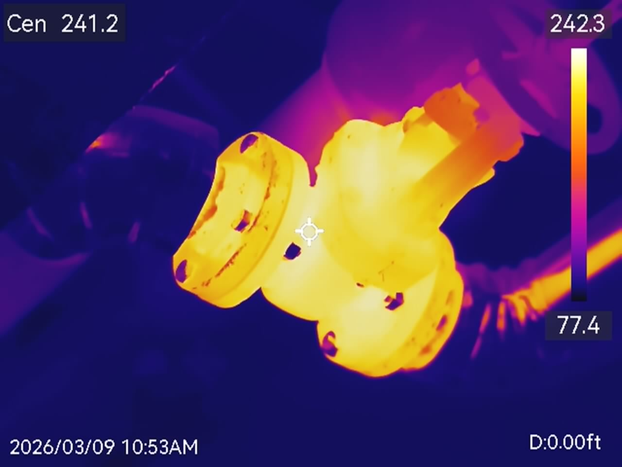 Thermal image of bare flanged valve at 241 °F